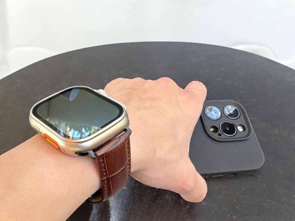 anhem leather apple watch band alligator brown