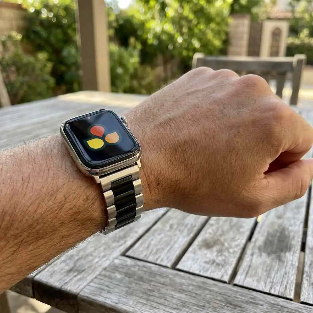 man wearing Anhem metal apple watch two tone band   Classic Steel Strap  anhem.myshopify.com