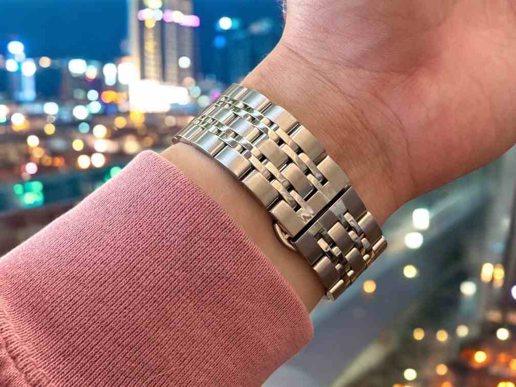 anhem allure silver stainless steel apple watch band on wrist