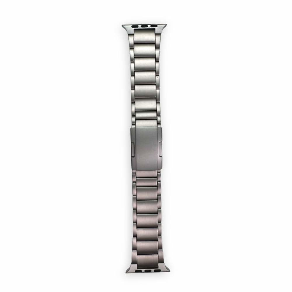 Close-up view of the Anhem Ultra Titanium Band, highlighting the high-quality titanium links, perfect for Apple Watch.