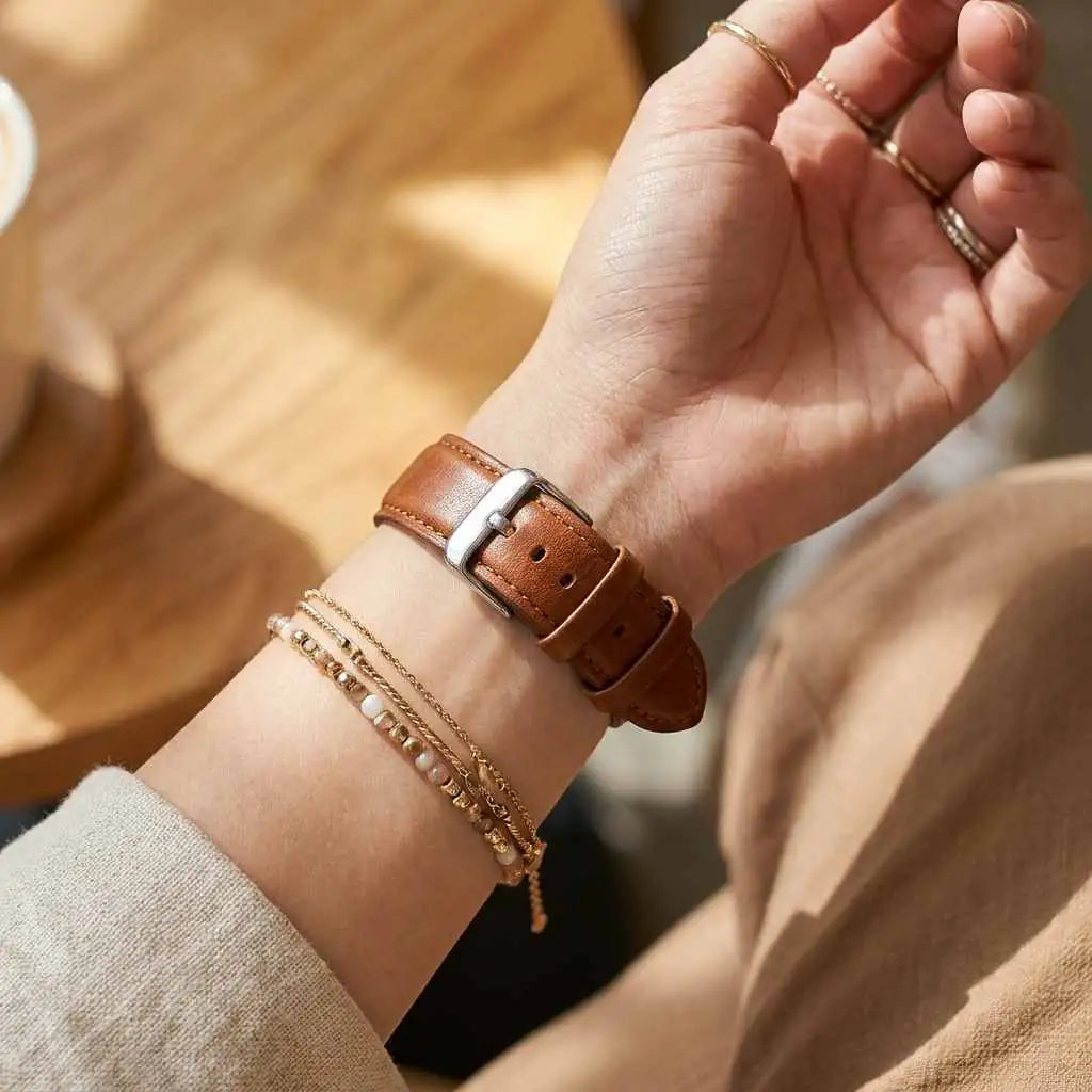 woman wearing anhem light leather apple watch band  Modern Leather Strap  anhem.myshopify.com